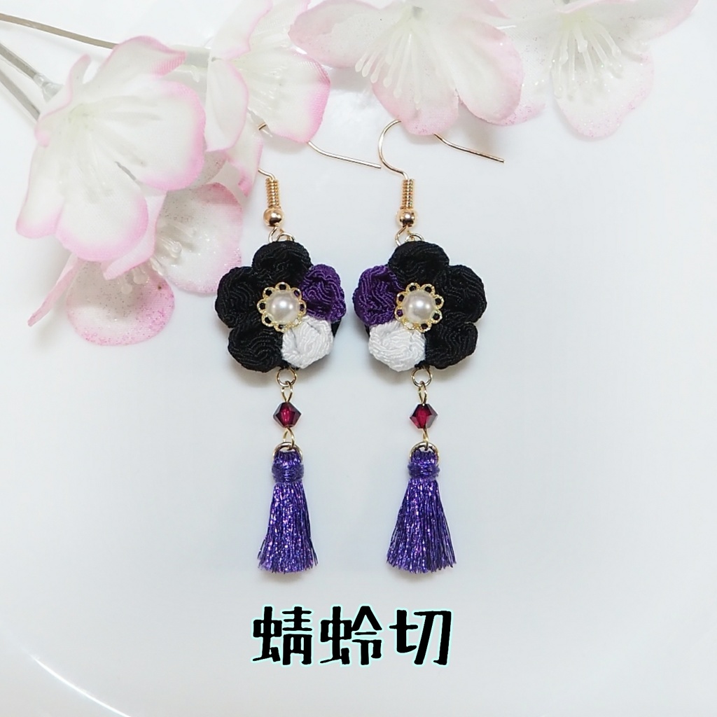 つまみ細工のピアス&イヤリング