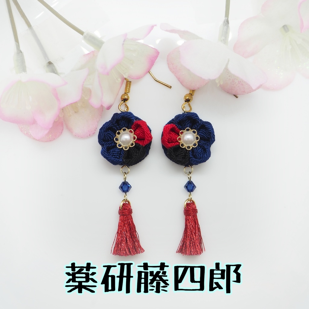 つまみ細工のピアス&イヤリング