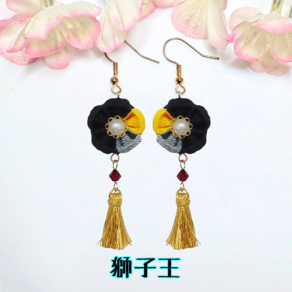 つまみ細工のピアス&イヤリング