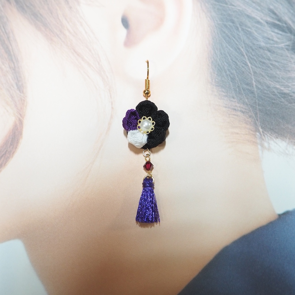 つまみ細工のピアス&イヤリング