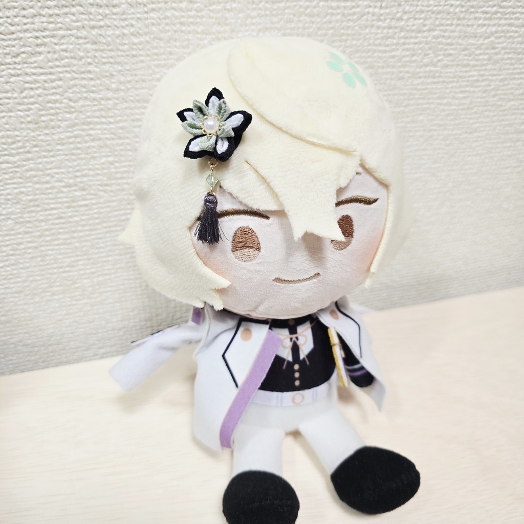 ぬいちゃんの髪飾り♪(剣つまみ)