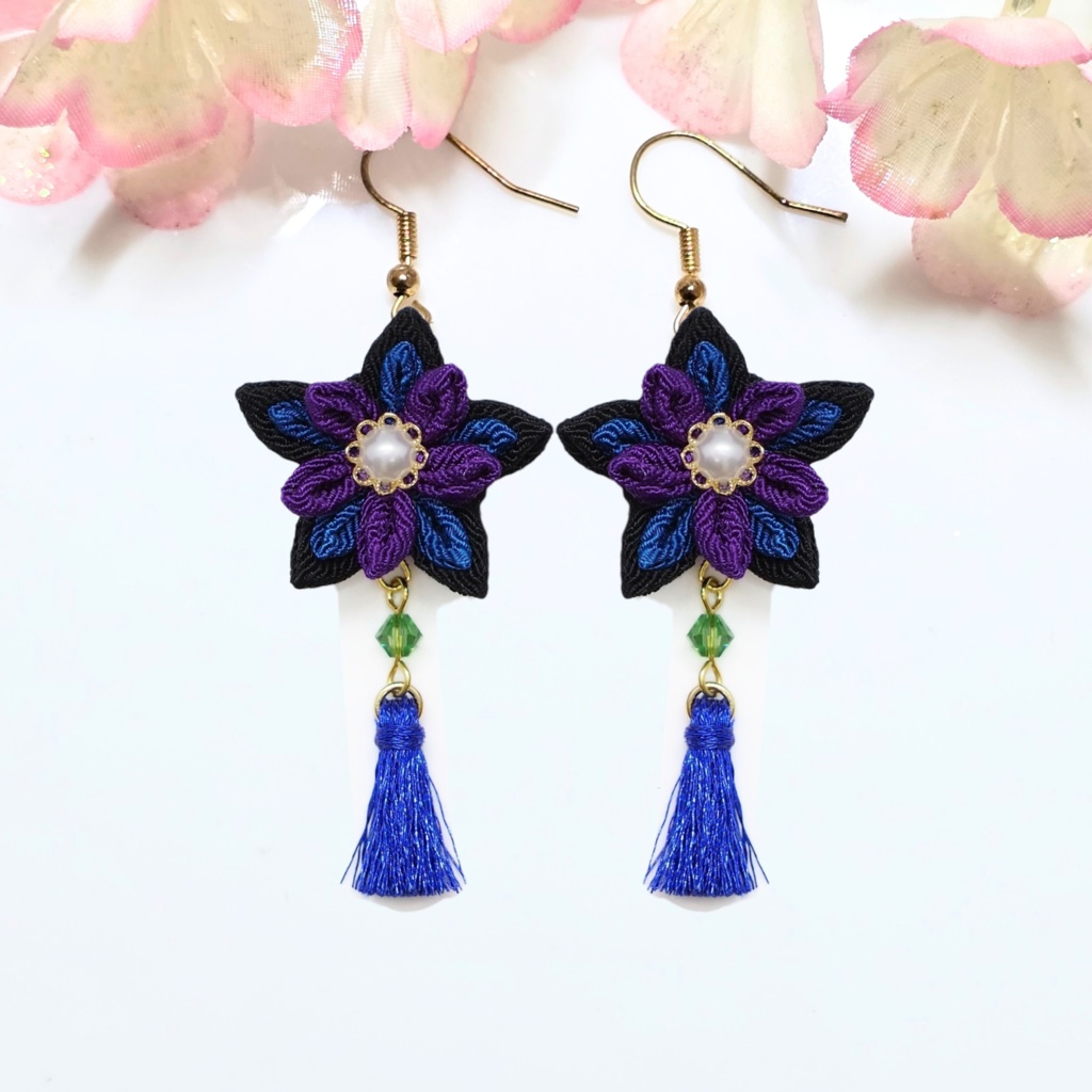 剣つまみのピアス&イヤリング