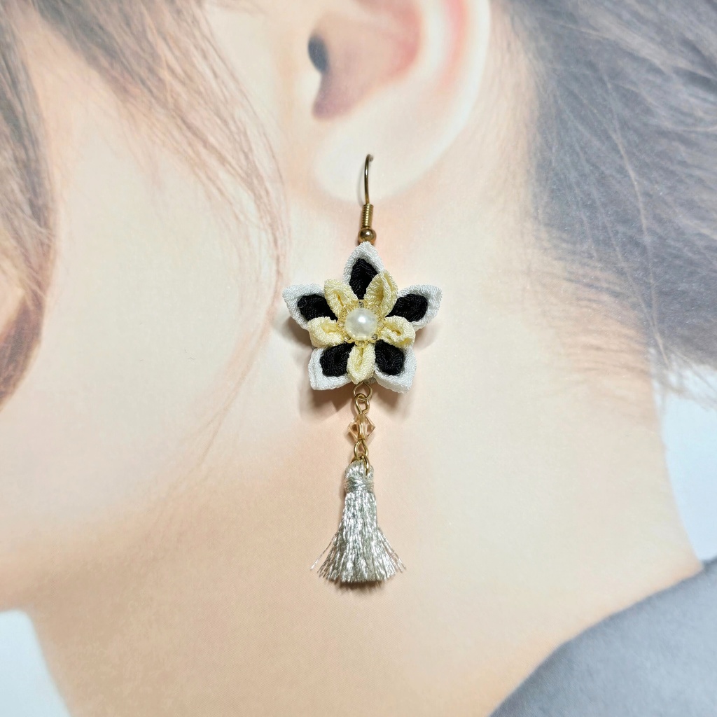 剣つまみのピアス&イヤリング