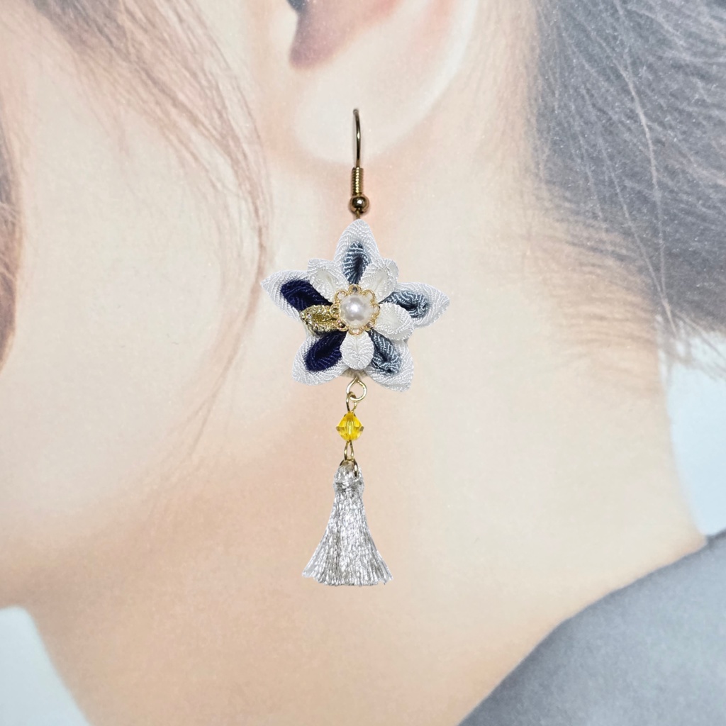 剣つまみのピアス&イヤリング