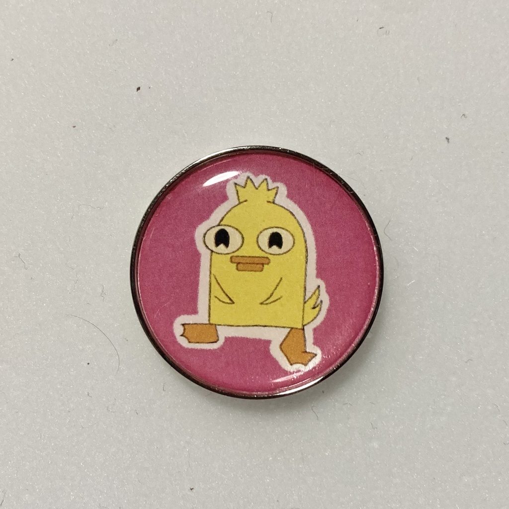 ダッキーモモピンバッジ