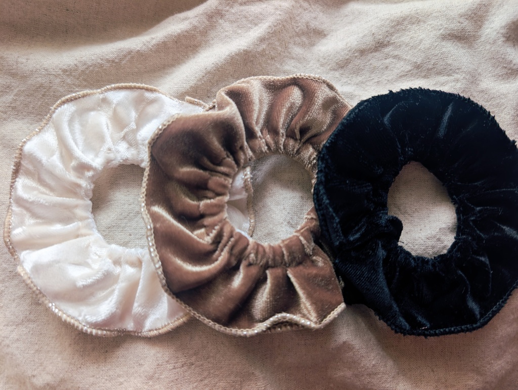 ベロアのお洋服