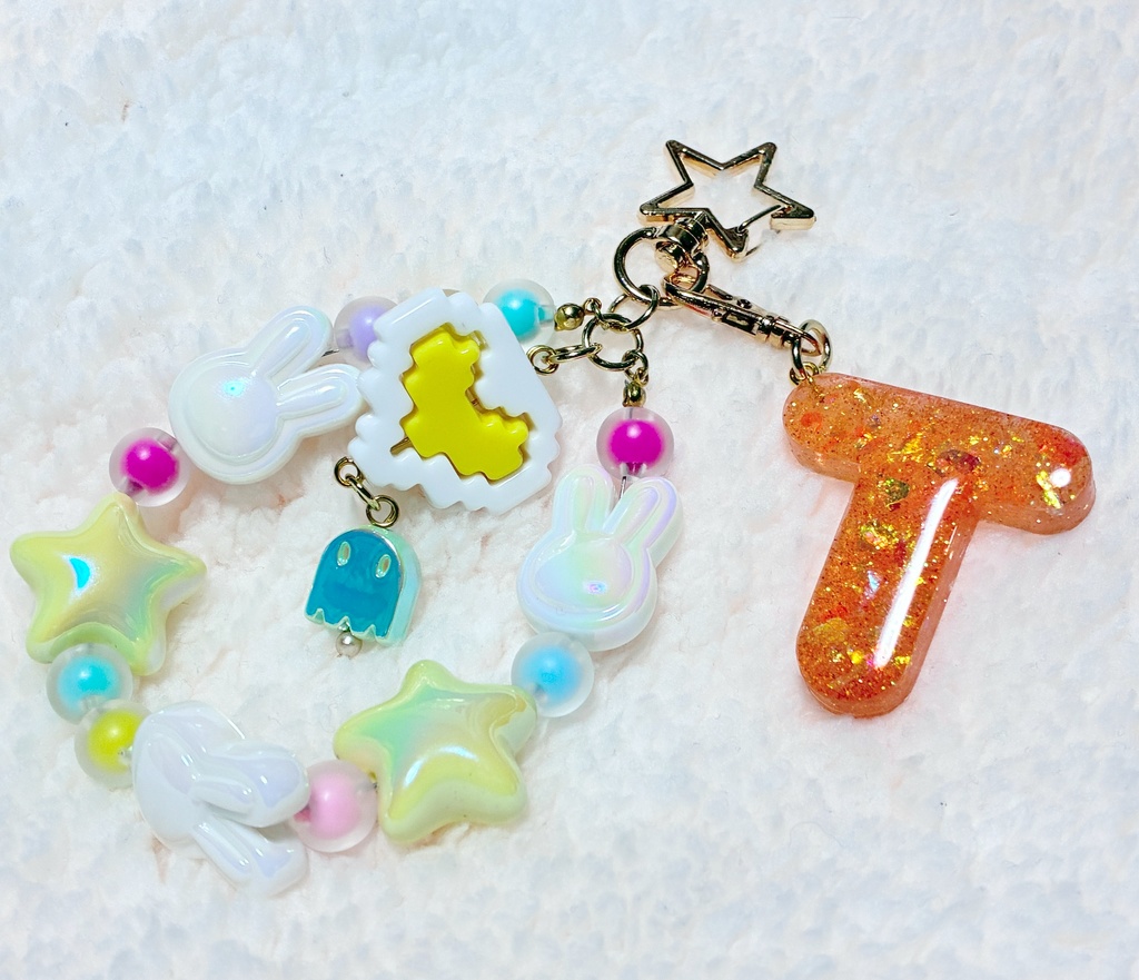 イニシャルキーホルダー(大)など