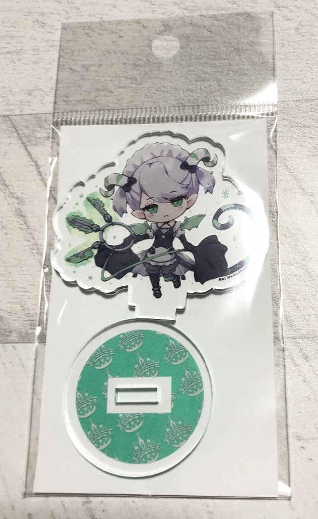 【ミニアクリルスタンド】白銀の城の召使い アリアンナ(Arianna the Labrynth Servant Mini Acrylic Stand)