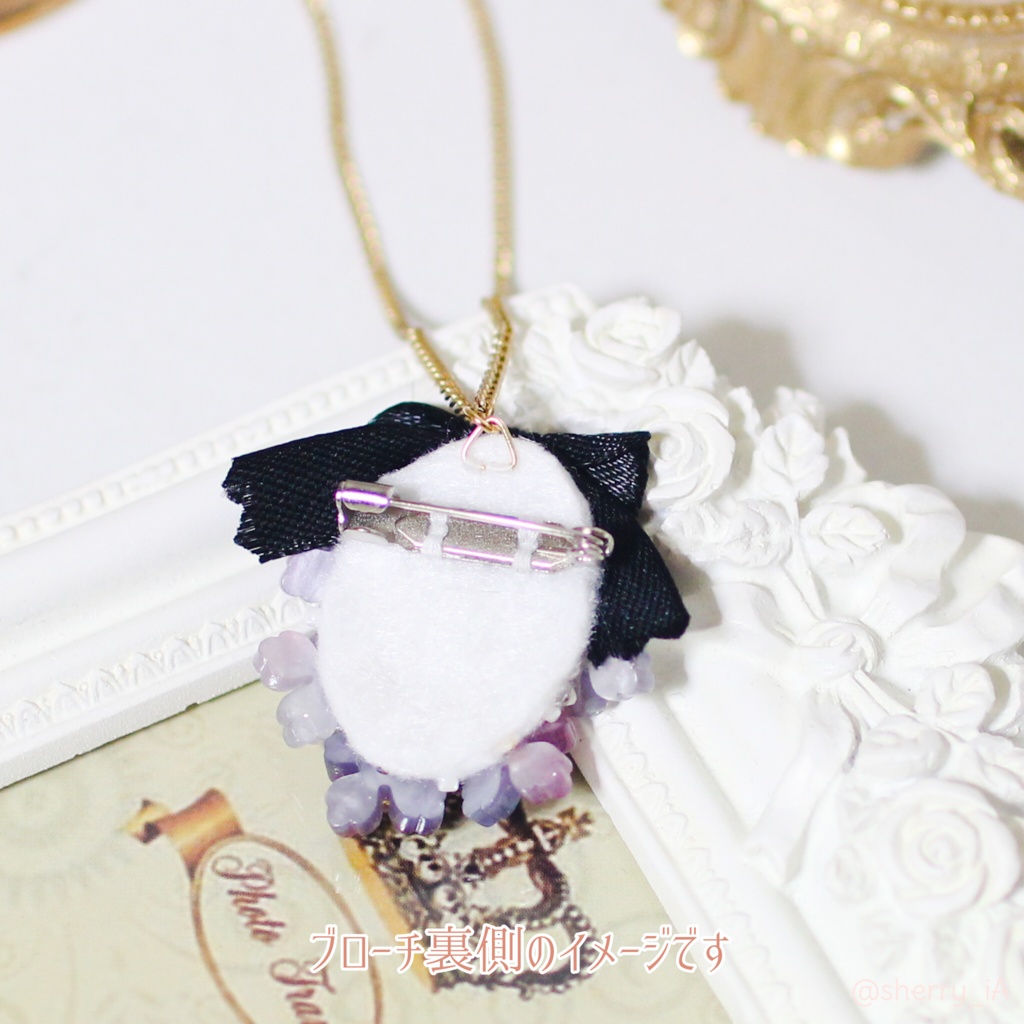 幸せな香り漂うお花の2wayブローチ