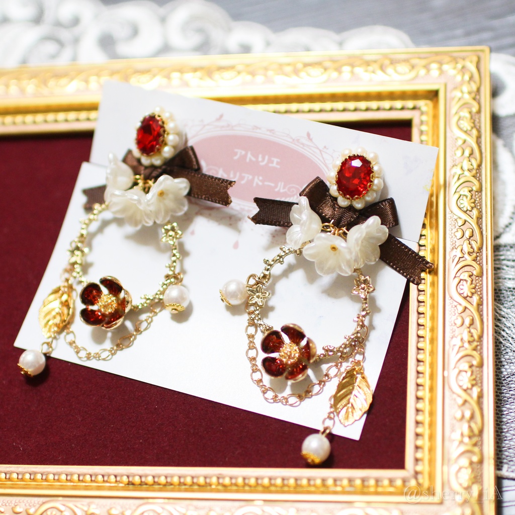 祝福と華やかな梅の耳飾り