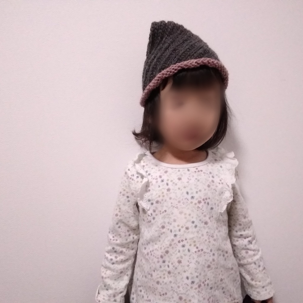 ”自分好みにアレンジできる”ぽんぽん ー よこさんの手作りニットシリーズ