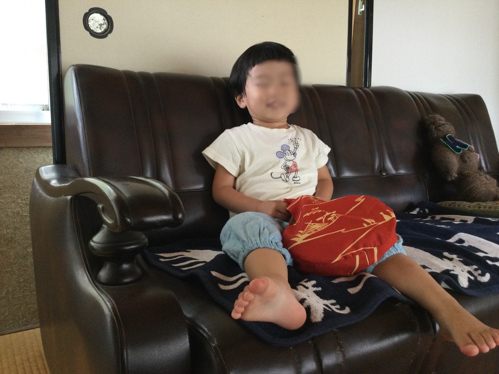 丸いシルエットが可愛い♡着物の反物をリメイクした“しずく型”バッグ