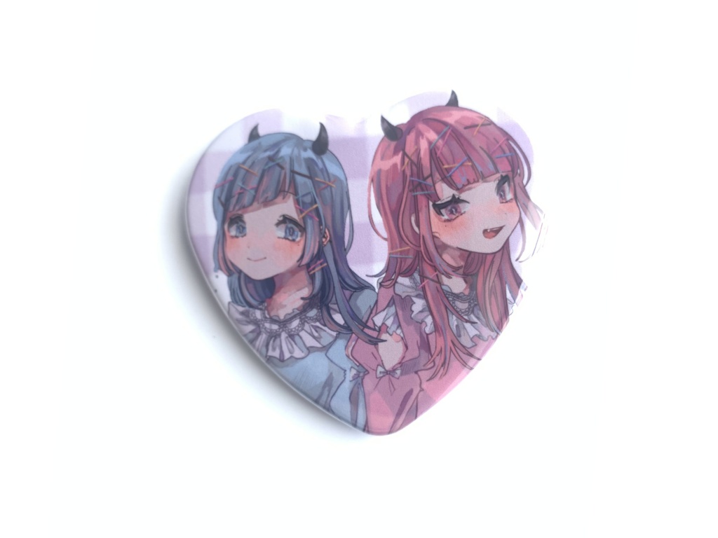 朝久間姉妹　顔面ハート缶バッジ♡夏Ver