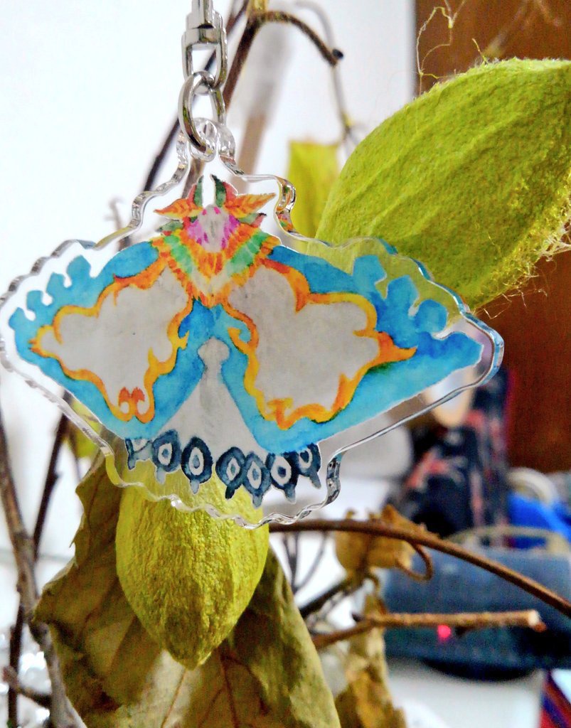 アロケルホシロクヤママユアクキー