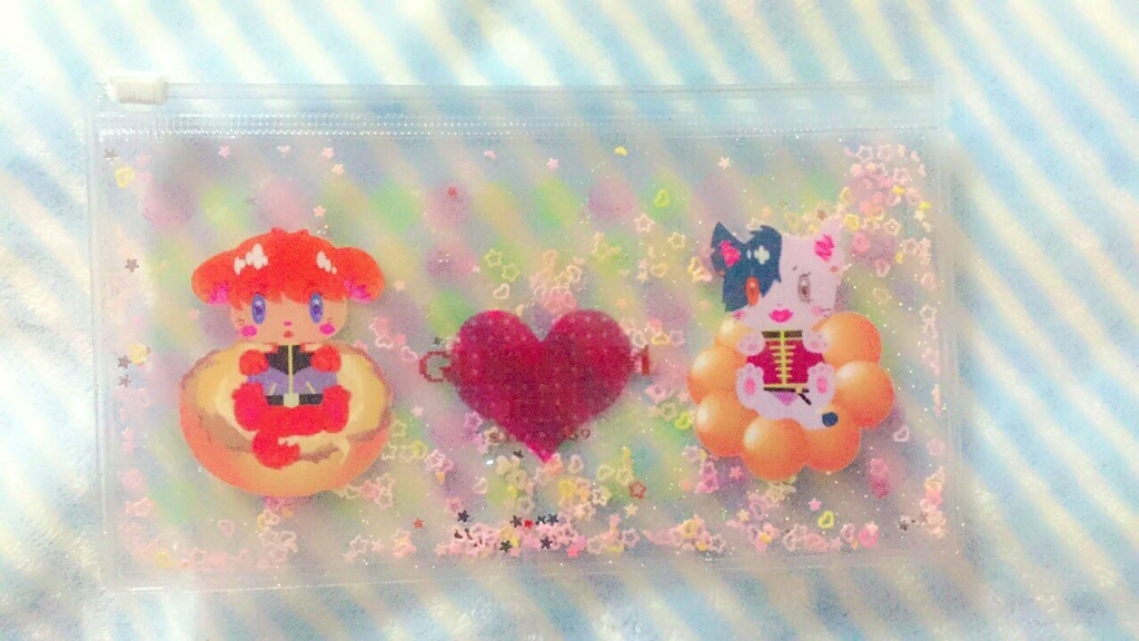 ヨナわんことゾルにゃんこのペンケース