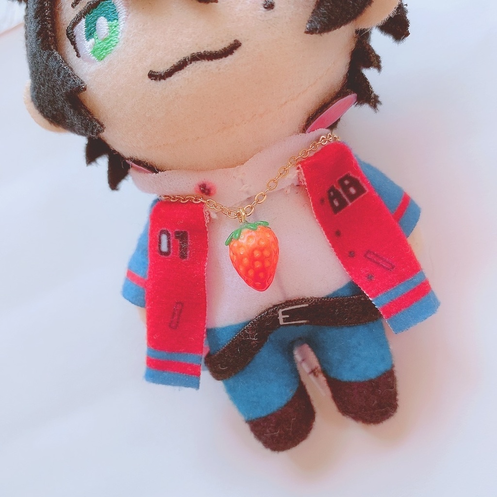 いちごのネックレス