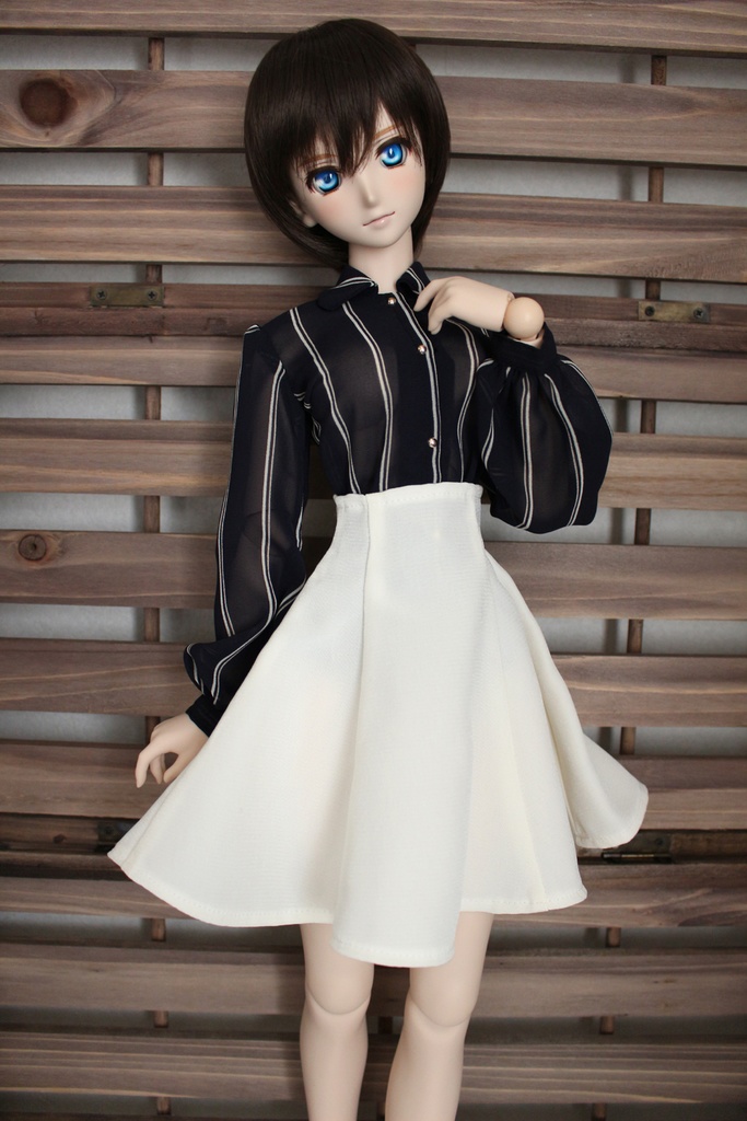 1/3サイズ:パフスリーブシャツ