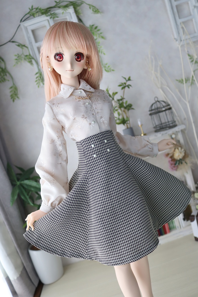 1/3ｻｲｽﾞ:フレアスカート