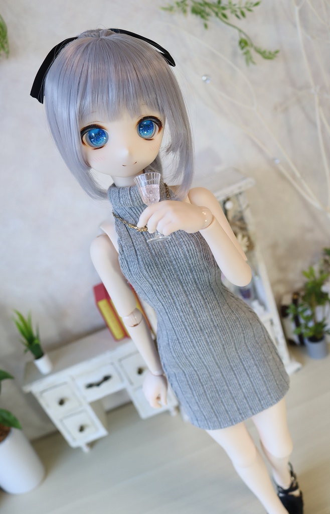 1/4サイズ:ホルターネックワンピース