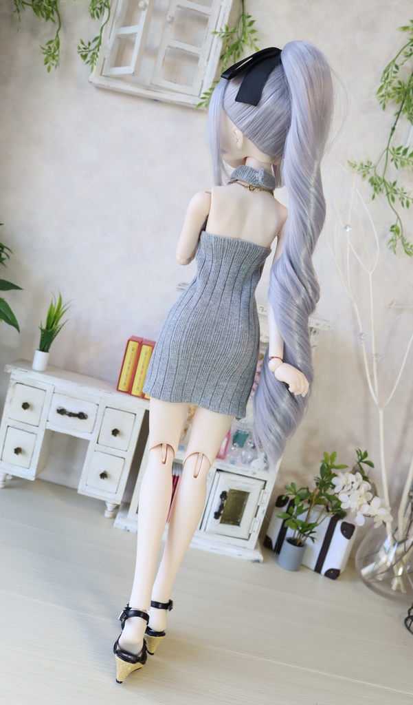 1/4サイズ:ホルターネックワンピース