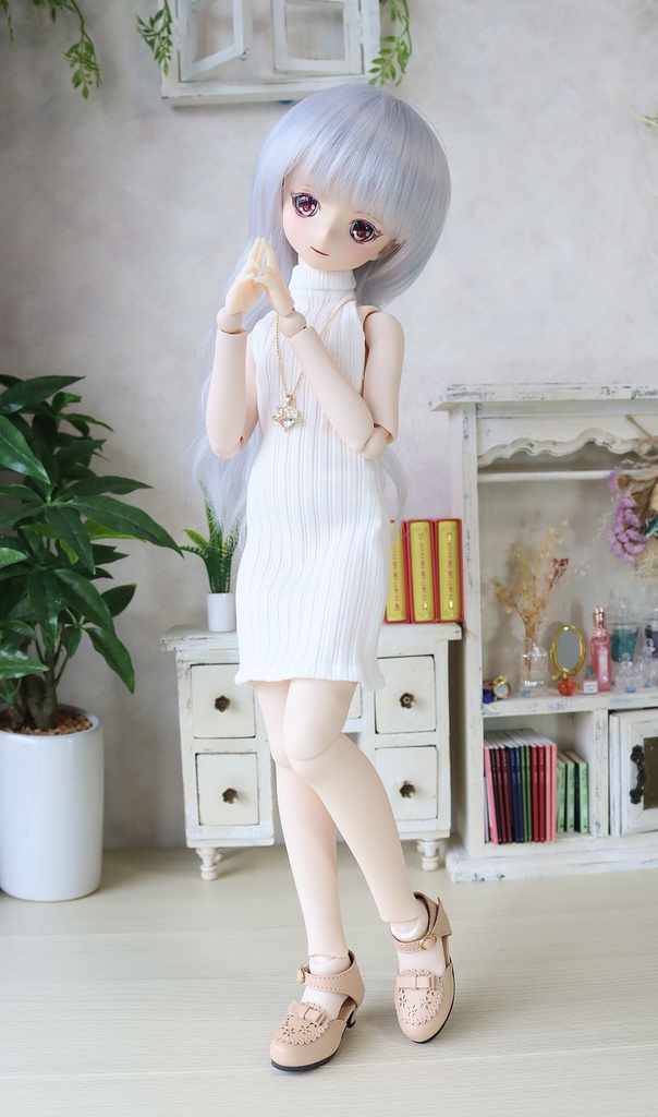 1/4サイズ:ホルターネックワンピース