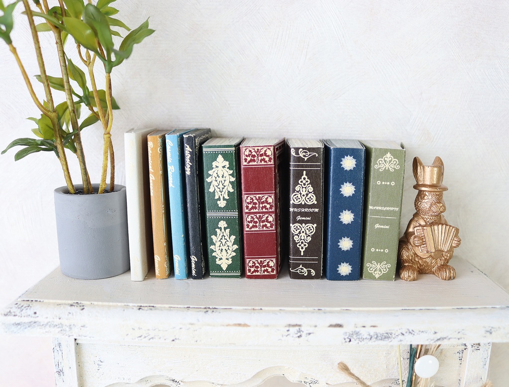 ドールサイズ小物:豆本