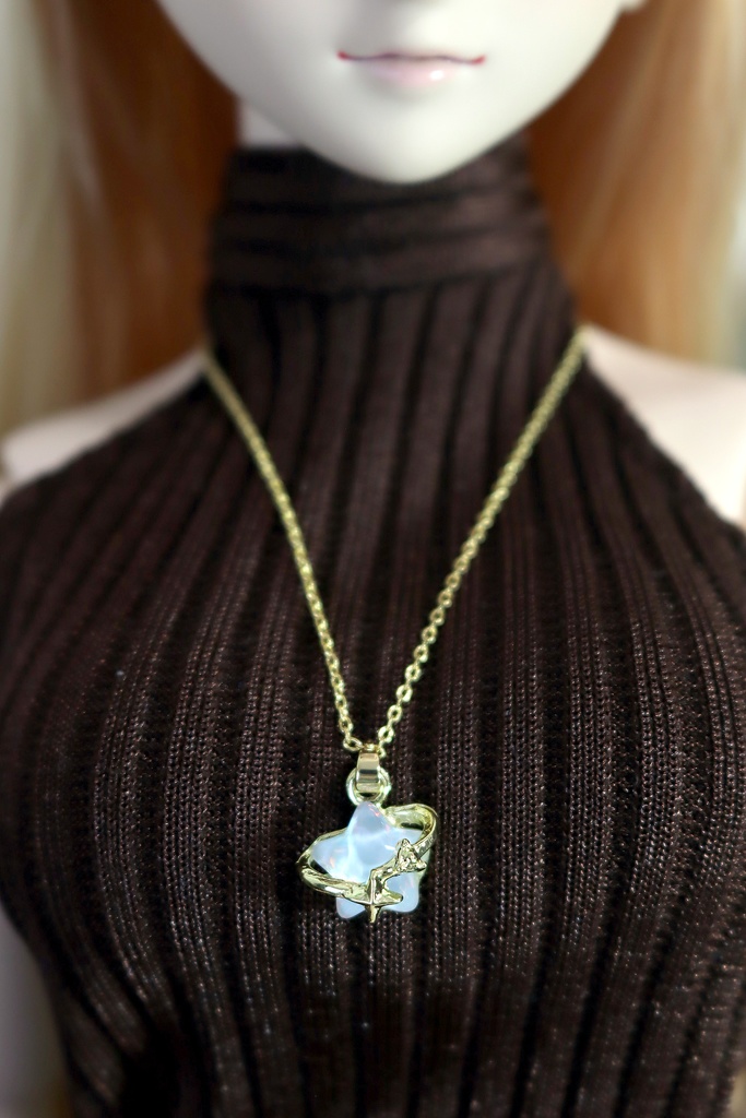 ドールサイズ小物:ネックレス(¥900)