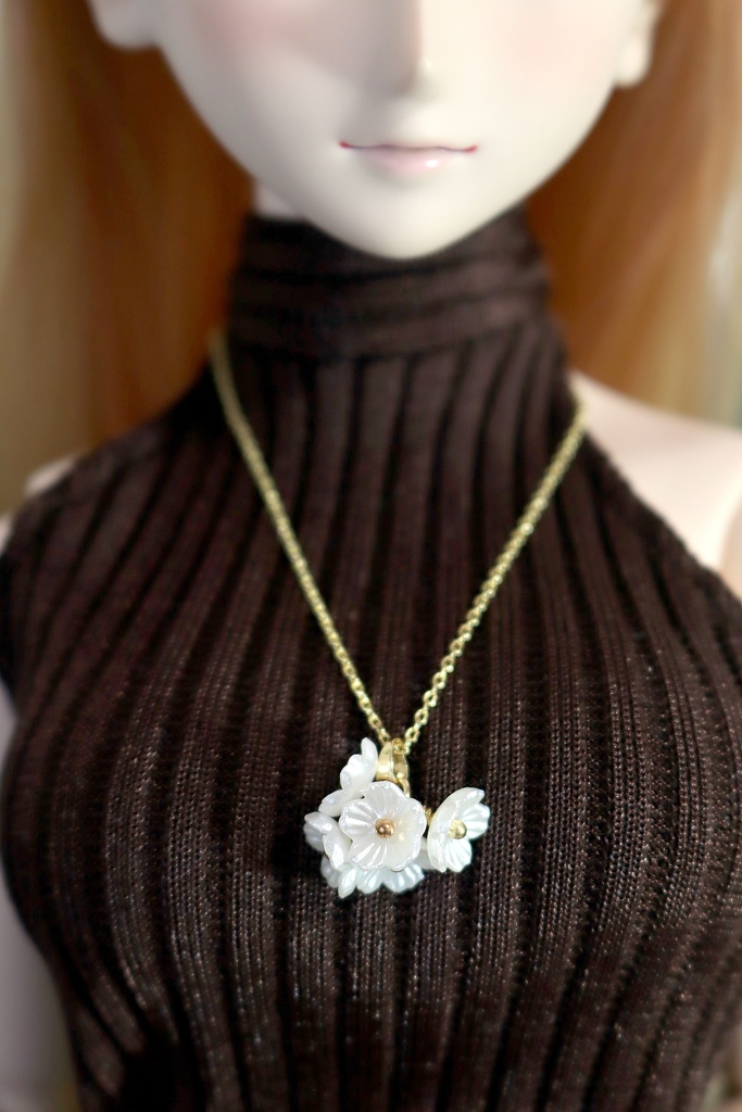 ドールサイズ小物:ネックレス(¥900)