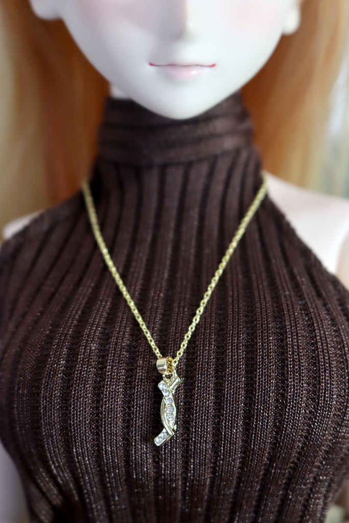 ドールサイズ小物:ネックレス(¥600)