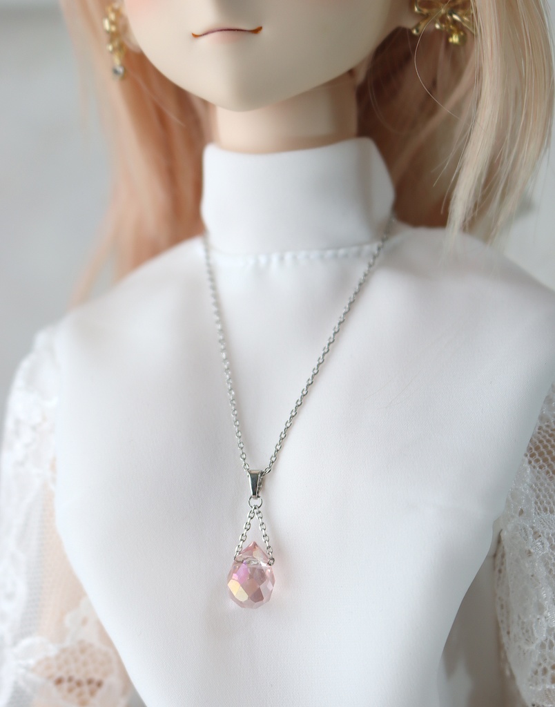 ドールサイズ小物:ネックレス(¥600)