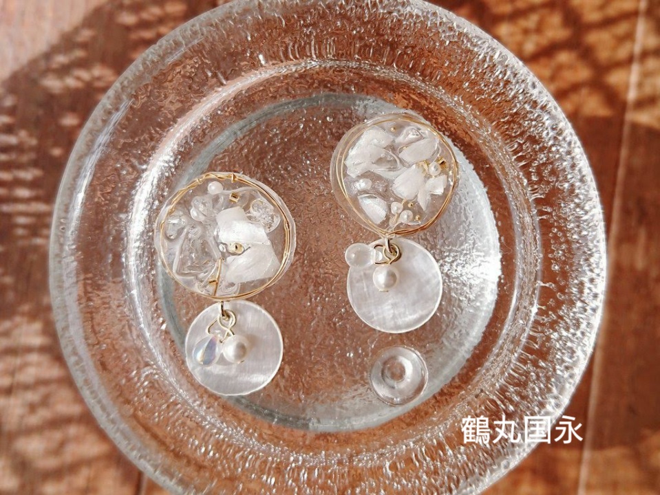 琉球ガラスカレットのイヤリング(ピアス)