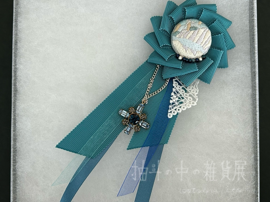 3人の少女のロゼット〈ふぅ〉