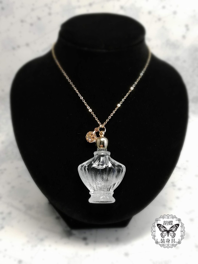 「Fleur d'hiver~冬の花~ クリア」アンタークチサイトもどきネックレス