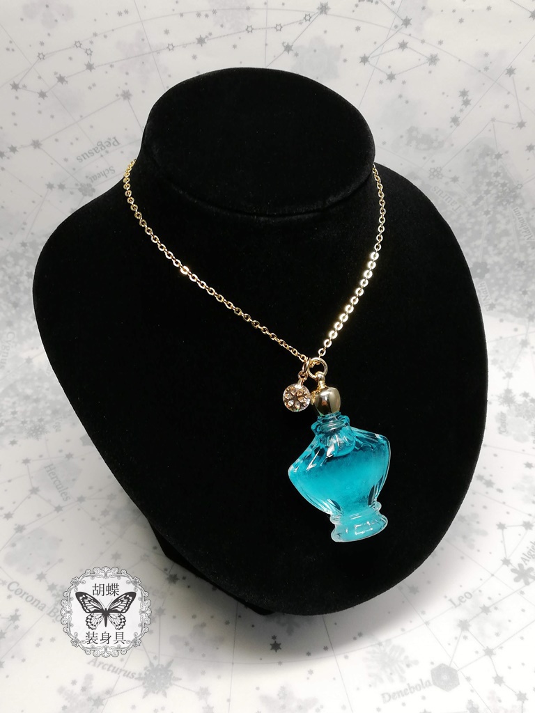 「「Fleur d'hiver~冬の花~ アクアマリン色」アンタークチサイトもどきネックレス」