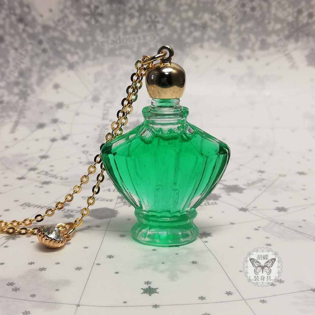 「Fleur d'hiver~冬の花~ エメラルド色」アンタークチサイトもどきネックレス