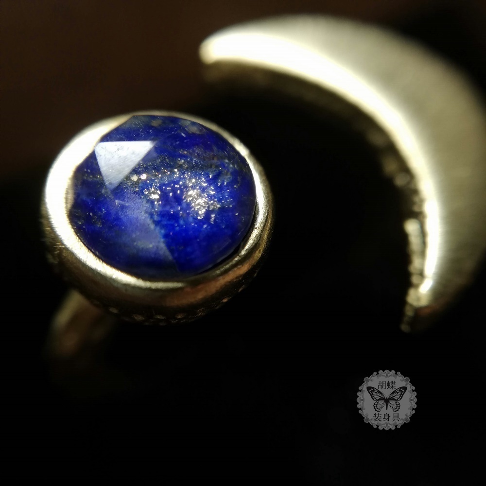 プラネタリウムと三日月のリング