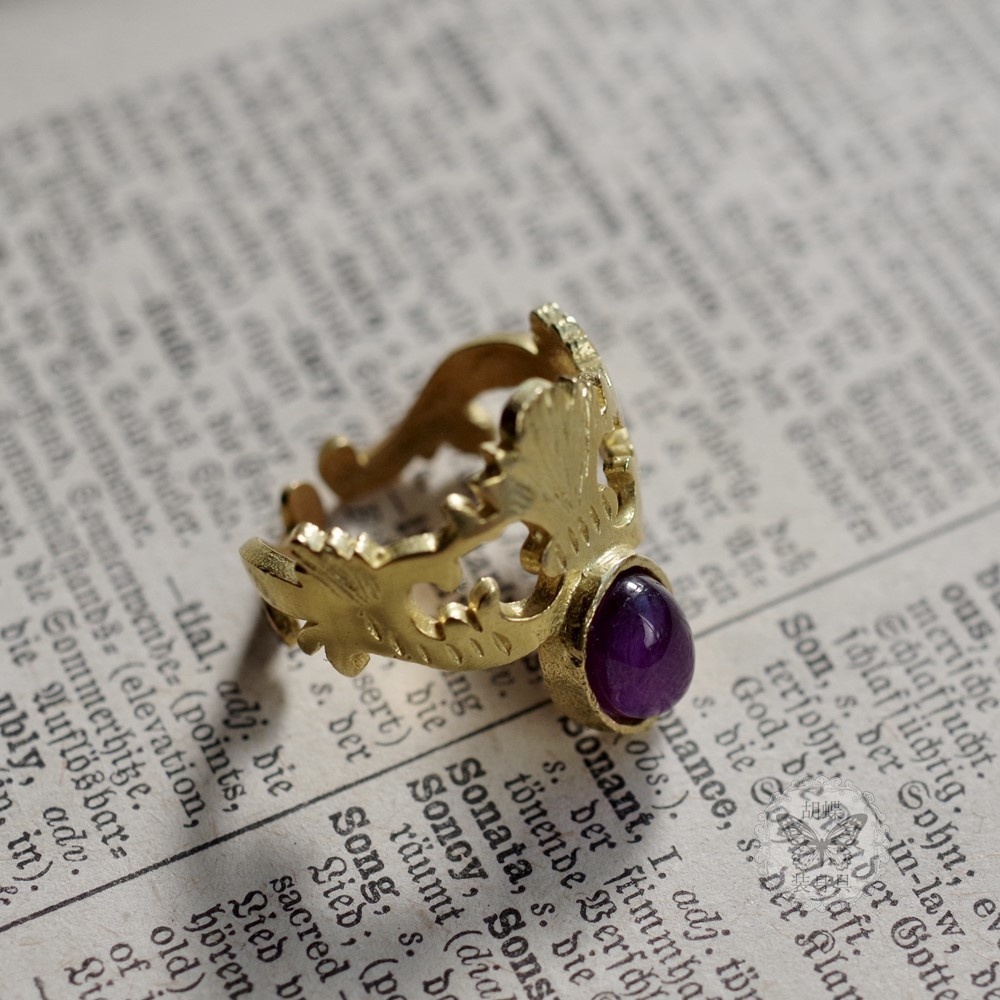 アメジストのアラベスクリング