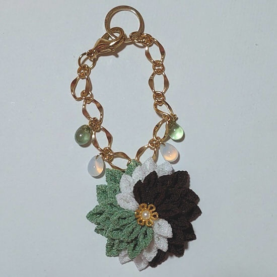 【つまみ細工】バッグチャーム