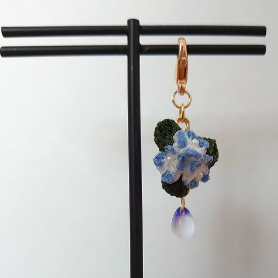 【つまみ細工】あじさいチャーム