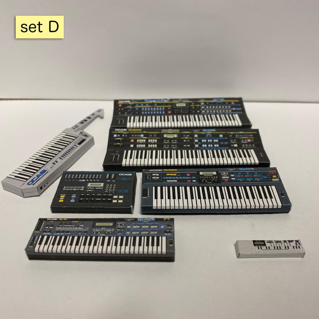 完成品 1/12スケール 音楽機材ペーパークラフト