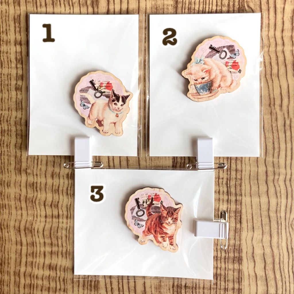 ウッドクリップバッヂ 仔猫