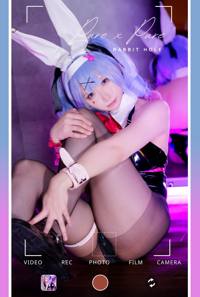 C105/ラビットホールコスプレ写真集