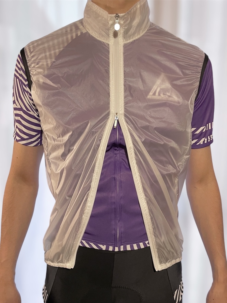 超軽量ウインドベスト