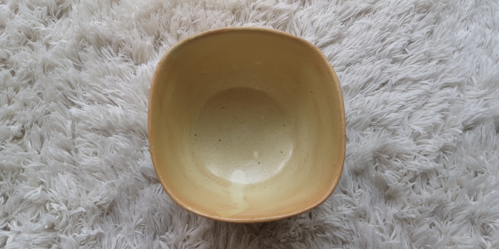 9cm小鉢・スクエア（黄色）：おひたしなど副菜用の器にどうぞ