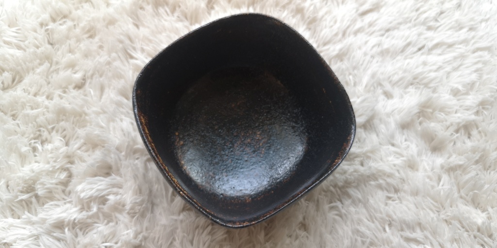 9cm小鉢・スクエア(黒):おひたしなど副菜用の器にどうぞ