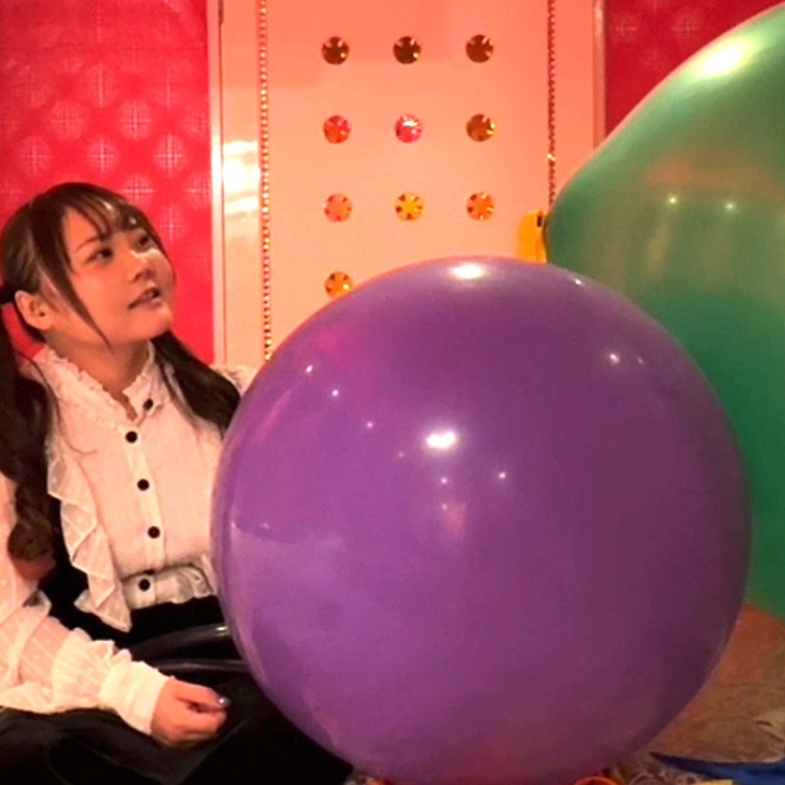 #1-07 ふわふわ巨大風船ふくらましx2(NON POP)