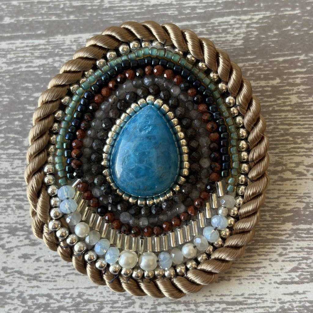 宝石盛り盛り悪食王ライオスand側近カブルー概念ピンズブローチ