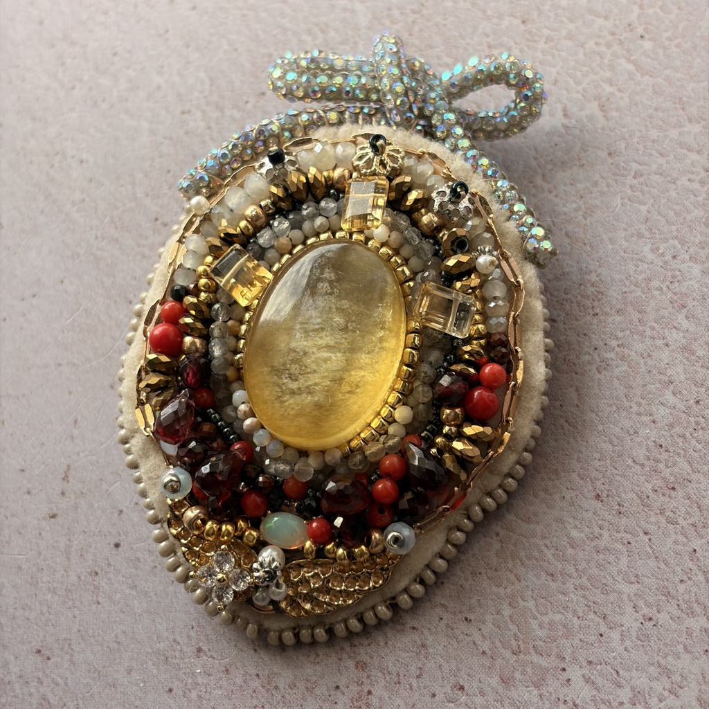 宝石盛り盛り悪食王ライオスand側近カブルー概念ピンズブローチ