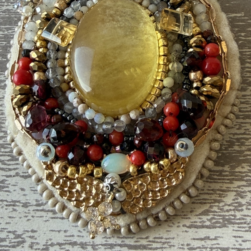 宝石盛り盛り悪食王ライオスand側近カブルー概念ピンズブローチ