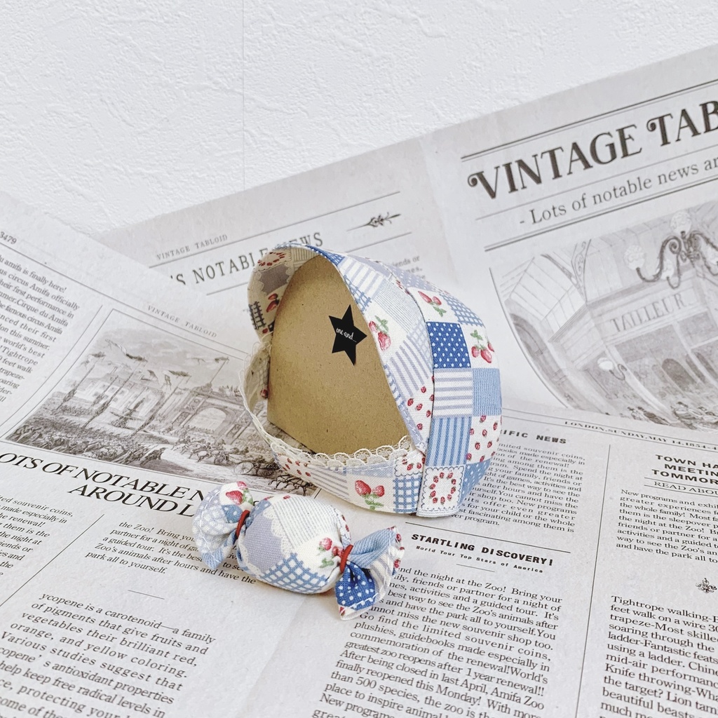 ふわのうか帽子すとろべりーぱっちわーくBlue